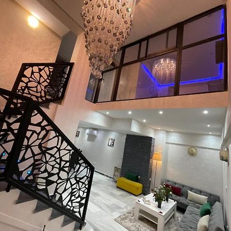 Appartement En Duplex Avec 3 Chambres Haut Standing Gueliz Marrakech Marrakesh Esterno foto